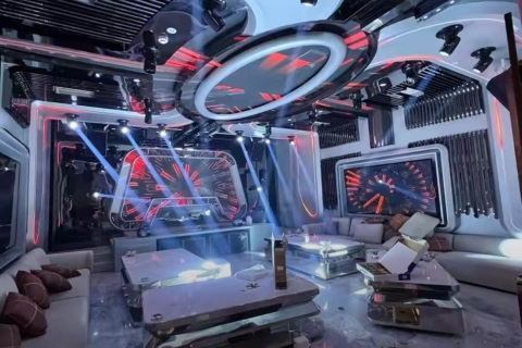 长沙夜总会招聘,长沙KTV排名,惬意的氛围职场魅力尽显